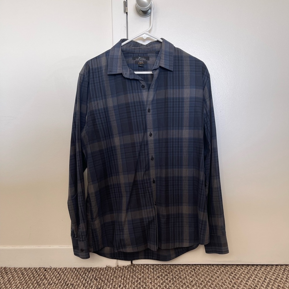 Marc Anthony: Button Down